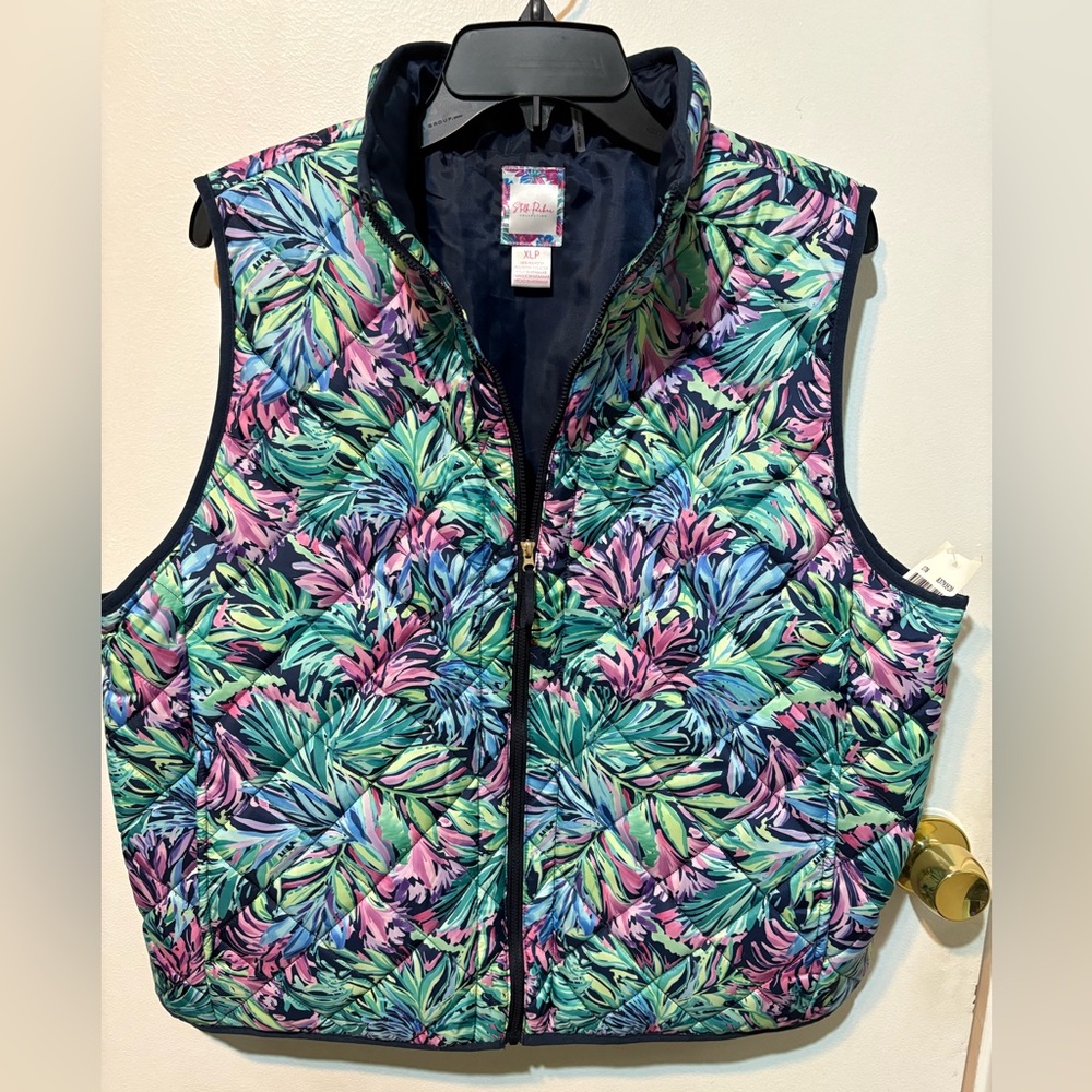 Stella Parker NWT Floral Puffer Vest - Multicolor. Size XLP. 2 front pockets